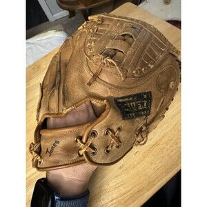 Regent Catchers Mitt baseball‎ RHT Top Grain Leather Dual Snap Action